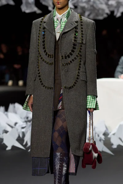 Look 94